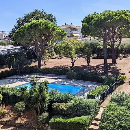 Apartment Avec Piscine Antibes