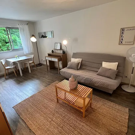 Apartament Avec Piscine A
