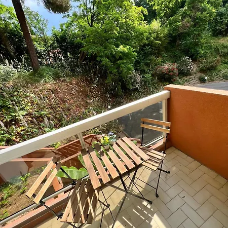 Avec Piscine A Apartament Nicea